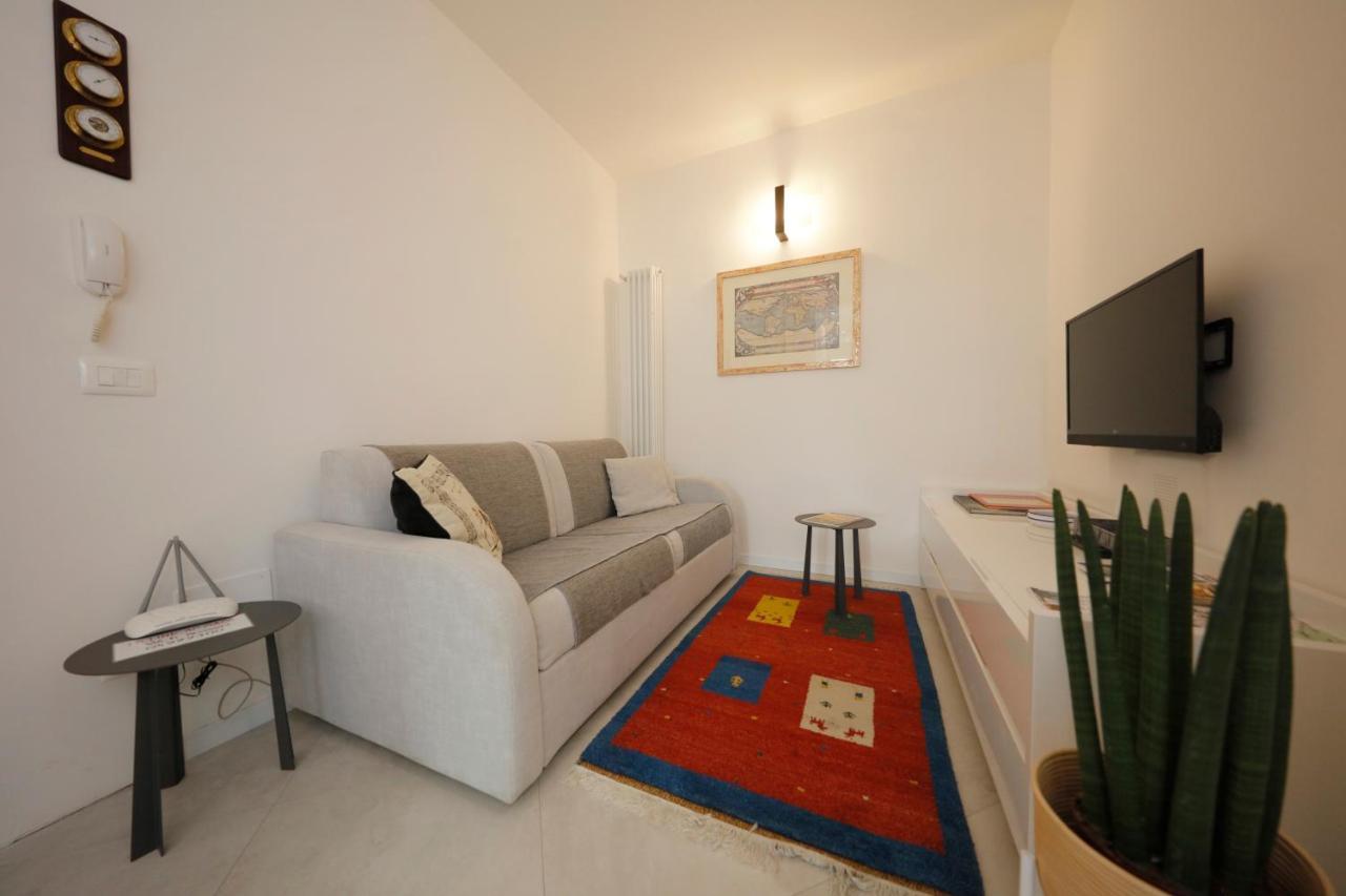 Siena Uptown - Sabrina'S Charming Apartment Экстерьер фото
